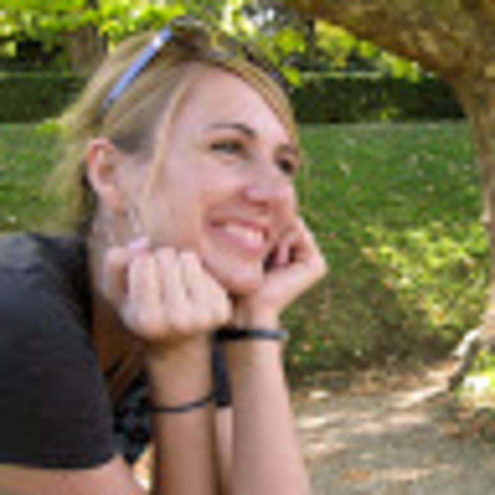 Meet your Posher, Carrie